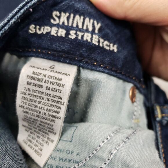 American Eagle Skinny Super Stretch size 6 dark - Picture 4 of 4